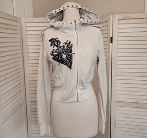 Salvage White Hoodie with Black Graphic Size M